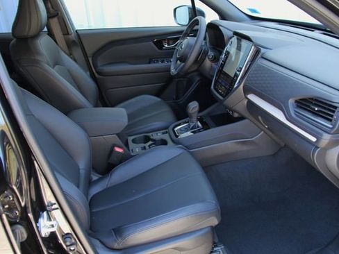 Used 2025 Subaru Forester Limited AWD/4WD image 37