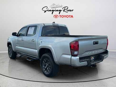 Used 2023 Toyota Tacoma SR5 w/ Technology Package RWD image 5