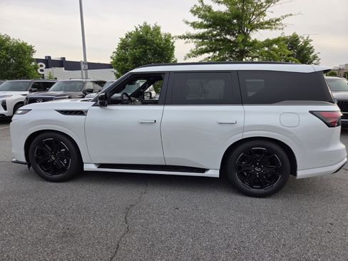 New 2026 INFINITI QX80 4WD image 9