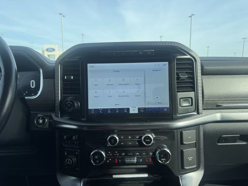 Used 2021 Ford F150 Platinum w/ Equipment Group 701A High image 16