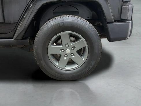 Used 2015 Jeep Wrangler Unlimited Sport AWD/4WD image 26