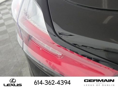 Used 2019 Ford Edge Titanium w/ Cold Weather Package image 16