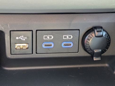 Used 2022 Toyota Highlander Platinum image 28