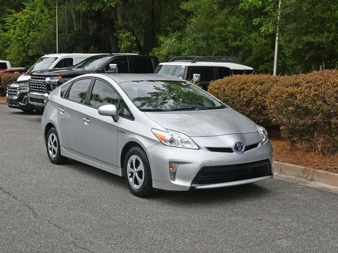 Used 2015 Toyota Prius Three FWD image 6