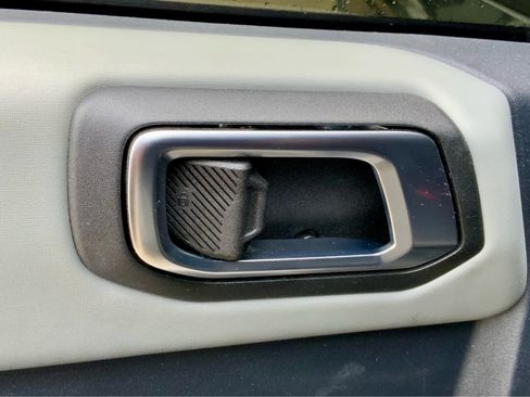 Used 2022 Ford Bronco Badlands image 54