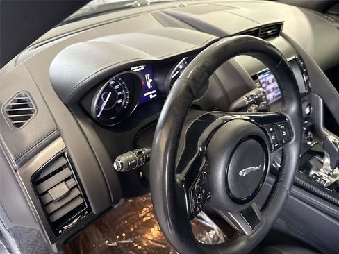 Used 2014 Jaguar F-TYPE Convertible RWD image 9