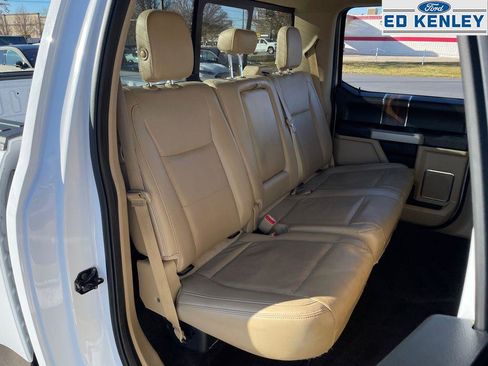 Used 2017 Ford F150 Lariat image 32