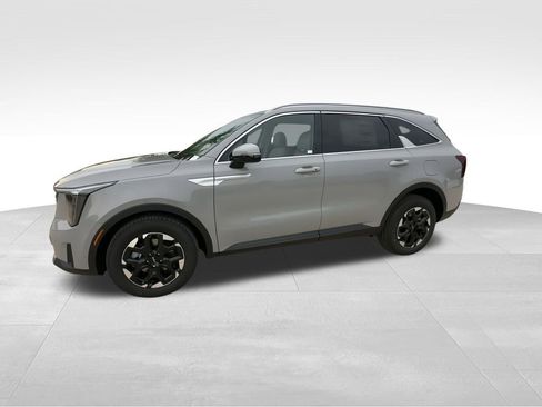 New 2025 Kia Sorento S w/ Panoramic Sunroof Package image 4