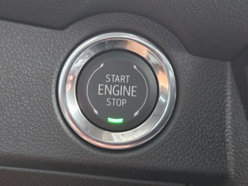 New 2027 Chevrolet Traverse LT FWD image 21