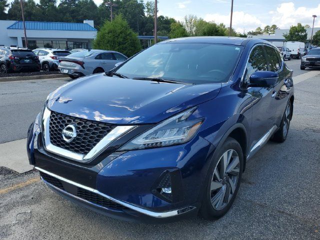 Used 2021 Nissan Murano SL w/ SL Moonroof Package FWD image 3