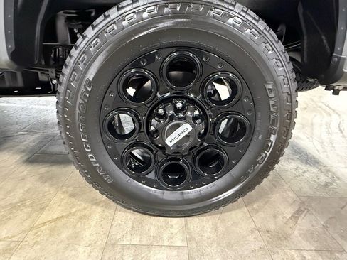 New 2026 Ford F350 Lariat w/ Black Appearance Package image 15
