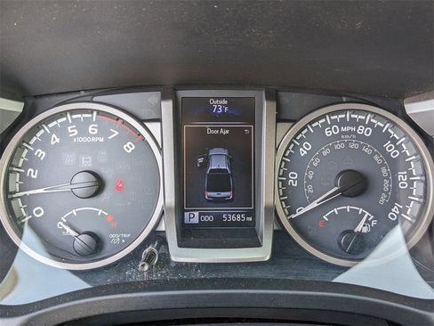 Used 2016 Toyota Tacoma SR5 image 34