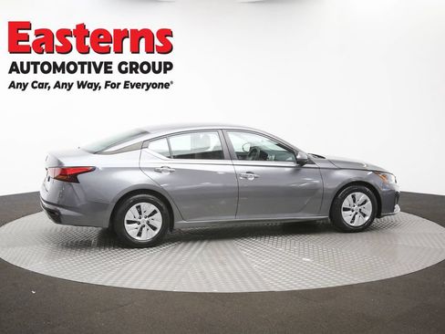 Used 2023 Nissan Altima 2.5 S FWD image 37