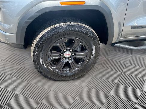 Used 2023 GMC Canyon Elevation w/ Convenience Package AWD/4WD image 35