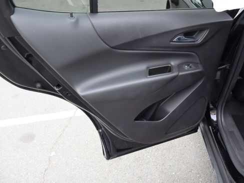 Used 2024 Chevrolet Equinox LT w/ LPO, Floor Liner Package FWD image 30