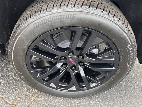 New 2026 GMC Yukon Elevation image 15