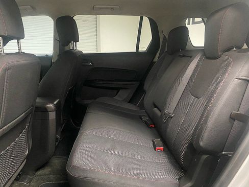 Used 2017 GMC Terrain SLE image 12