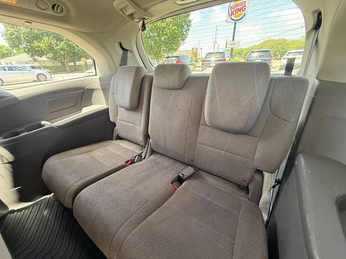 Used 2015 Honda Odyssey EX image 15