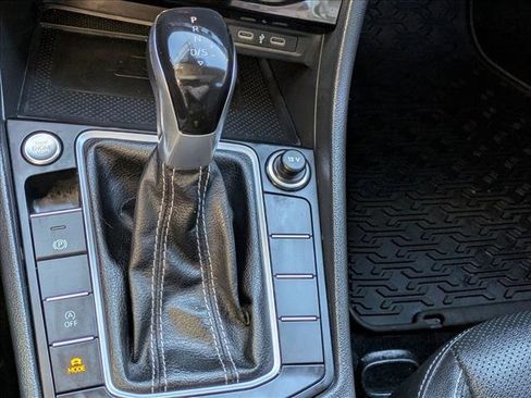 Used 2023 Volkswagen Jetta SEL image 15