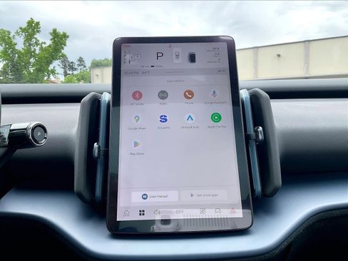 New 2026 Volvo EX30 Plus w/ Protection Package image 22