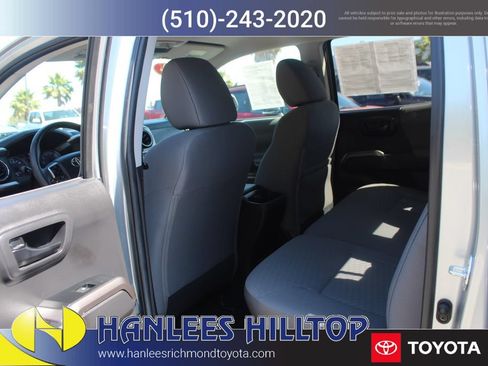Used 2022 Toyota Tacoma SR5 RWD image 15