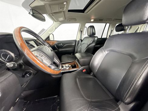 Used 2019 INFINITI QX80 Luxe AWD/4WD image 3