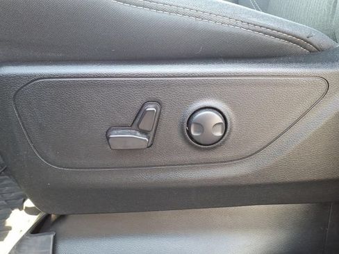 Used 2023 RAM 1500 Big Horn AWD/4WD image 15