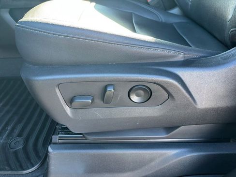 Used 2023 Chevrolet Silverado 1500 LTZ w/ Technology Package image 16