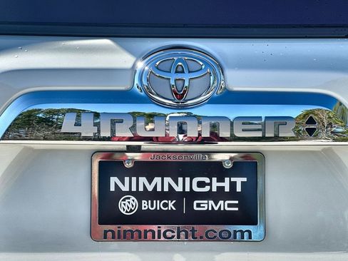 Used 2022 Toyota 4Runner Limited image 32