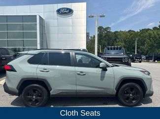 Used 2021 Toyota RAV4 XLE w/ Convenience Package FWD video 2