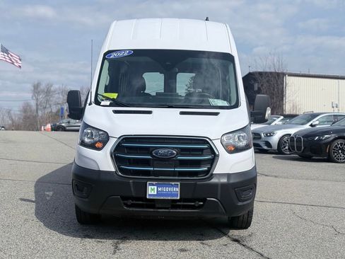 Used 2022 Ford E-Transit 148 High Roof Extended RWD image 10