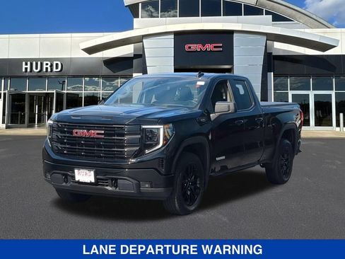 Used 2025 GMC Sierra 1500 Elevation AWD/4WD image 9