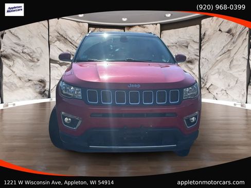 Used 2018 Jeep Compass Limited w/ Navigation Group AWD/4WD image 9