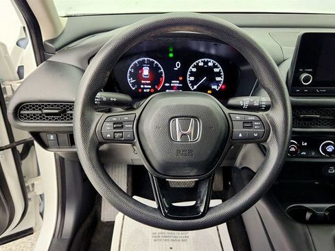Used 2023 Honda HR-V LX image 13