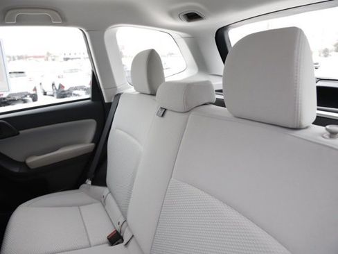 Used 2018 Subaru Forester 2.5i w/ Alloy Wheel Package image 14