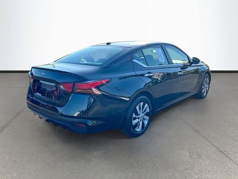 Certified 2025 Nissan Altima 2.5 S FWD image 25