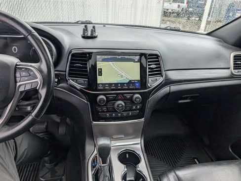 Used 2019 Jeep Grand Cherokee Limited image 6
