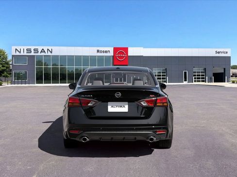New 2026 Nissan Altima 2.5 SR FWD image 12