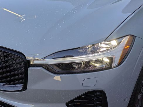 New 2026 Volvo XC60 T8 Ultra w/ Protection Package Premier image 10