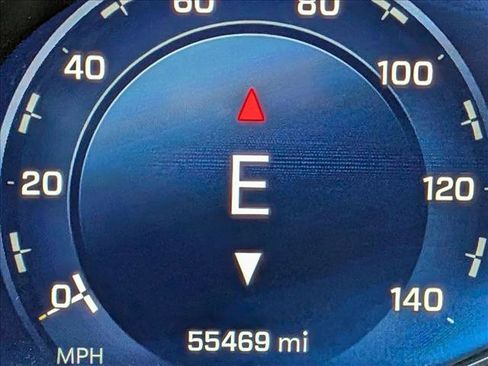 Used 2023 Chevrolet Silverado 1500 LT w/ Z71 Off-Road Package image 10