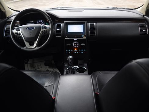 Used 2019 Ford Flex Limited image 8