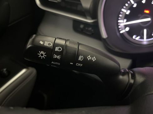 Used 2022 Toyota Highlander XLE image 66