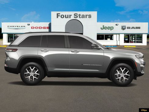New 2025 Jeep Grand Cherokee Limited image 9