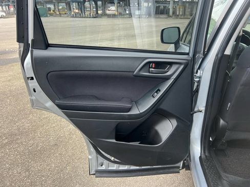 Used 2014 Subaru Forester 2.5i Premium image 34