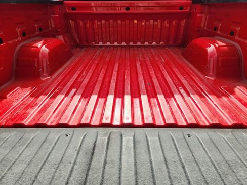 Used 2021 Chevrolet Silverado 1500 LT Trail Boss w/ Convenience Package II image 32