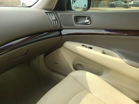 Used 2013 INFINITI G37 x w/ Premium Pkg image 21