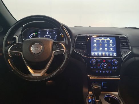 Used 2021 Jeep Grand Cherokee Laredo X image 22