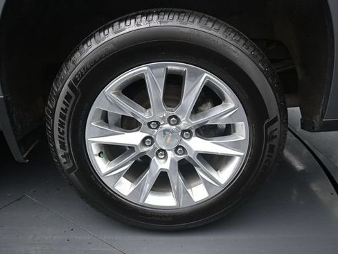 Used 2021 Chevrolet Silverado 1500 LTZ AWD/4WD image 11