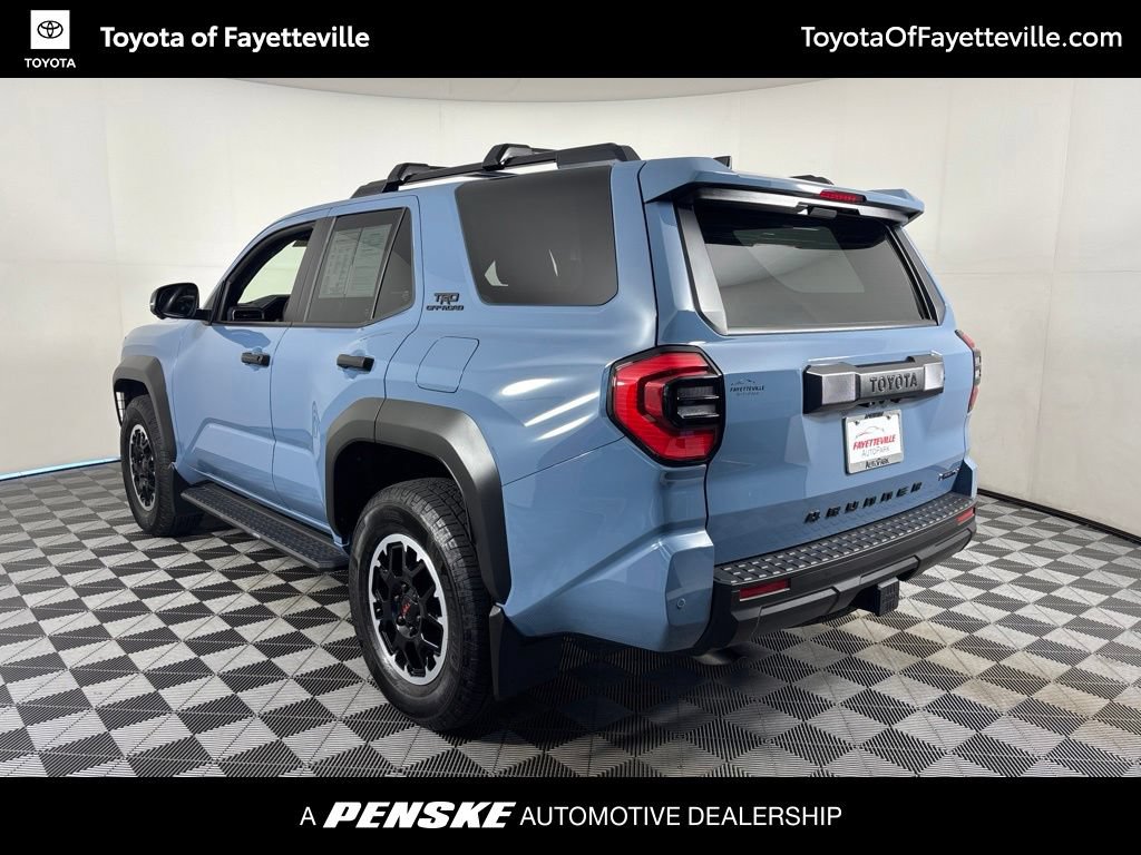 Certified 2025 Toyota 4Runner TRD Off-Road Premium AWD/4WD image 17