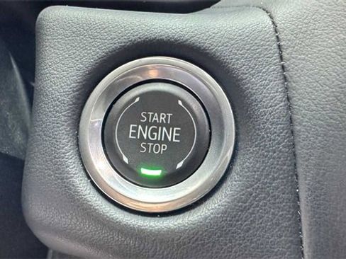 Used 2024 Chevrolet Suburban Premier w/ Premium Package 2 image 24